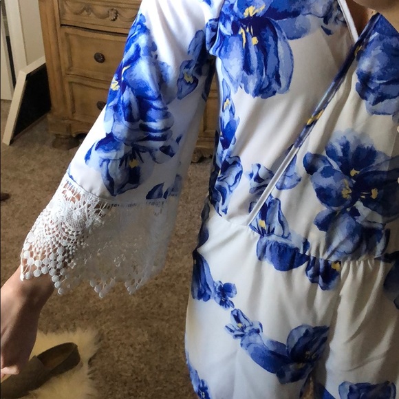 Floral romper - Picture 2 of 2